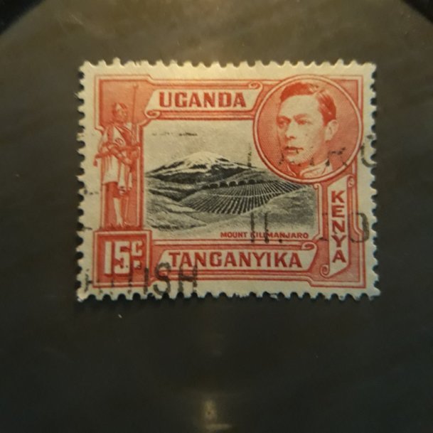 Kenya-Uganda 72  1943   used  VF