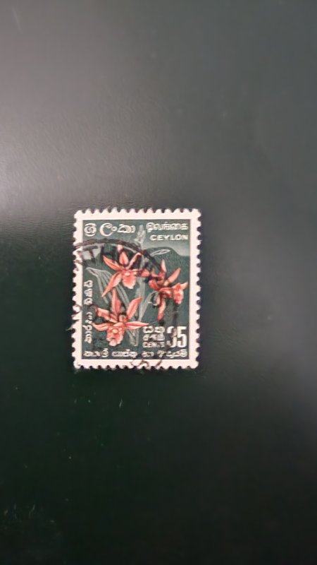 1958 Ceylon Star Orchid Redrawn SG:LK457