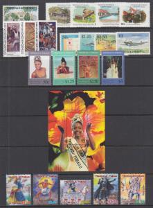 Trinidad & Tobago Sc 551//736 MNH. 1992-2005 issues, 6 complete sets, VF