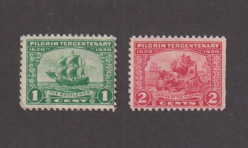 US Sc #548-549 Mint Hinged Pilgrim Tercentenary (S30477)