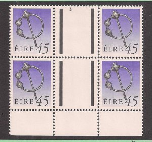 IRELAND SC# 788 GUTTER BK/4  FVF/MNH  1992