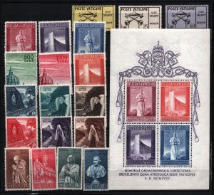 VATICAN 1958 COMPLETE YEAR SET OF 19 STAMPS & S/S MNH