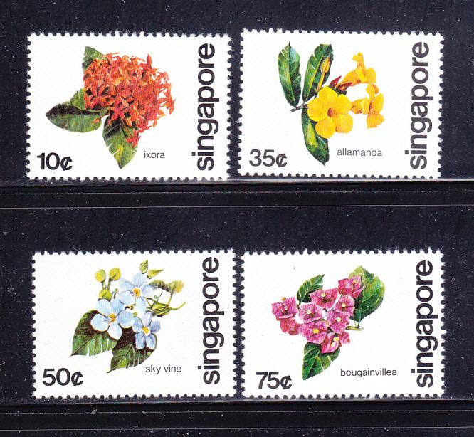 Singapore 363-366 Set MNH Flowers (B)