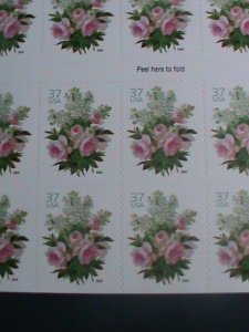 ​UNITED STATES-2004-SC#3836a -LOVELY WHITE-LILACS-& PINK ROSES MNH BOOKLET VF