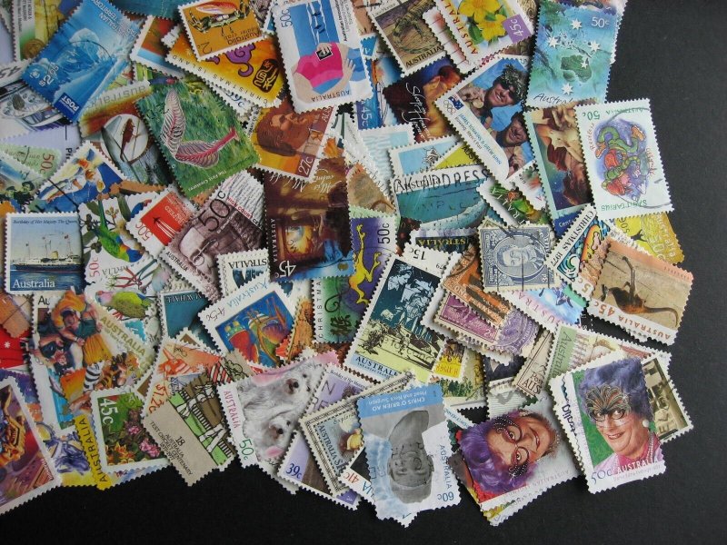 Hoard breakup mixture 400 Australia. Duplicates & mixed condition.