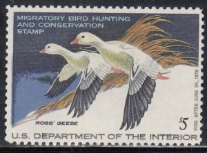 USA  FEDERAL DUCK  MNH  1977  Jaffe  RW44    Value $ 45.00