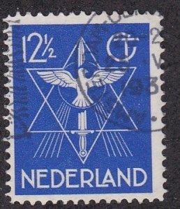 Netherlands # 200, Star, Dove & Sword, Used Set, 1/2 Cat.