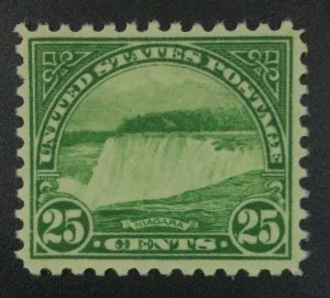 MOMEN: US STAMPS #699 MINT OG NH VF LOT #50113