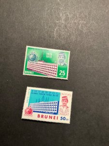 Stamps Brunei Scott #188-9 never hinged