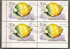 GUINEA 735 USED (CTO) 1977 10s SEA SHELLS BLOCK CV $3.60