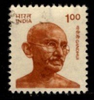 India - #916 Mahatma Ghandi - Used