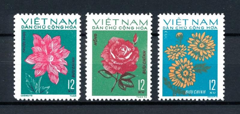 [93719] Vietnam North 1974 Flora Flowers Blumen Dahlia Rose Chrysanthemums  MNH