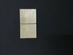 MOMEN: US #490 LINE PAIR MINT OG H #28124