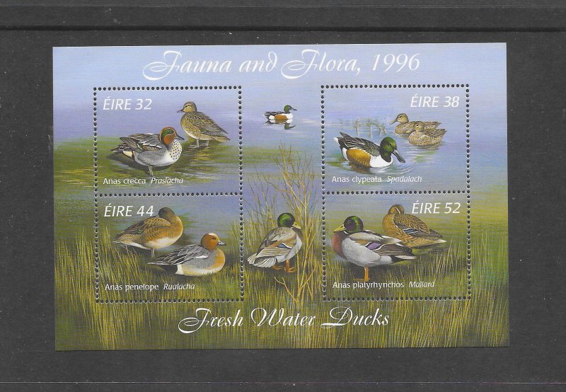 BIRDS- IRELAND #1027a  MNH