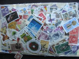 USA colossal mixture (duplicates,mixed cond) 10,000 51% comems 49% defins