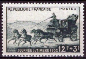 ZAYIX France B266 MNH Semi-Postal Stagecoach Horses Transportation 032323SM161M