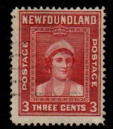 Newfoundland - #246 Queen Elizabeth - Used