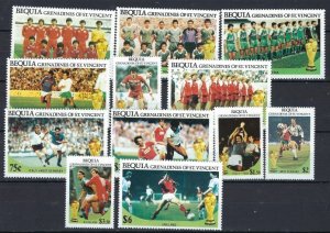 St Vincent Becquia 218-29 MNH 1986 Soccer (an9020)