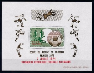 [69064] NIger 1974 World Cup football soccer Germany OVP Souvenir sheet MNH