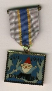 Denmark. Christmas Seal 1991 Walk Medal. Santa,Tree.