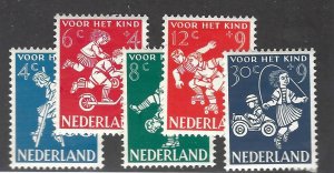 Netherlands SC B326-B330 Mint F-VF SCV$11.40...Take a Look!