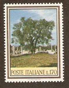 Italy Scott # 937  Mint  never hinged