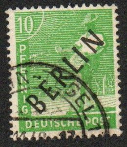 Germany - Berlin Sc #9N4 Used