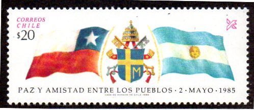 CHILE 688 MNH SCV $3.00 BIN $1.80 FLAGS, COATS OF ARMS