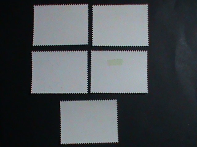 ​DISNEY-TURKS & CAICOS ISLAND STAMP-1980   DISNEY CHRISTMAS-PINOCCHIO