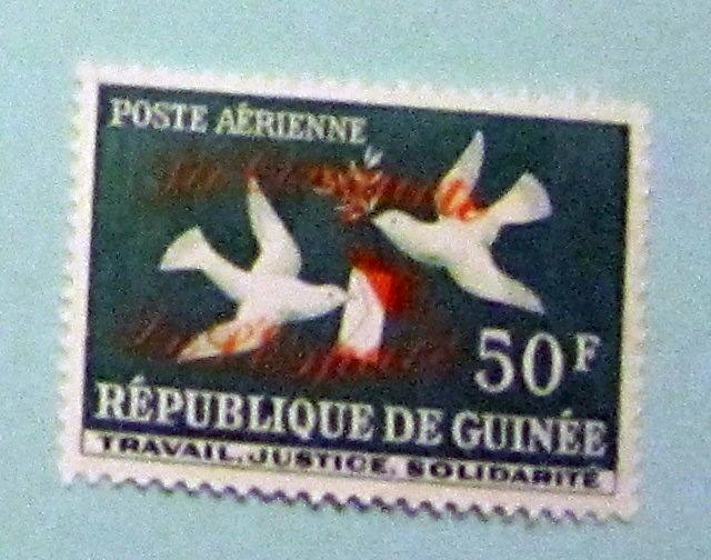 Guinea - C36, MNH. Dove, Letter, Ovpt. SCV - $0.60