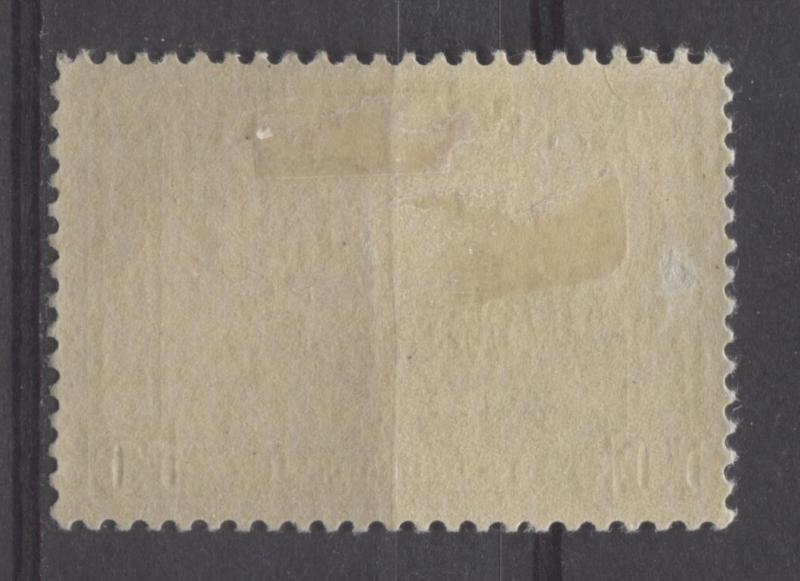 Canada #155 10c Dp Yellowish Green Mt. Hurd 1928 Scroll Issue No Mesh VF-80 OGHR