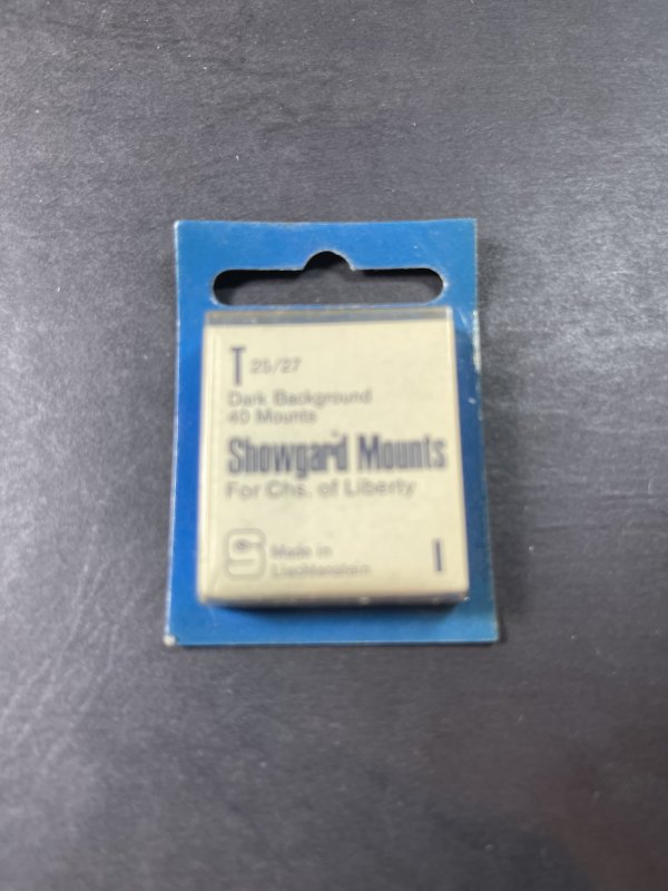 SHOWGUARD MOUNTS-T---25 x 27---PRE-CUT--40 PACK--DARK BACKGROUND--NEW-OLD STOCK