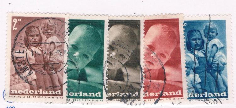 Netherlands B180-84 Used Set Babies (N0020)