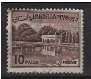 Pakistan 1961 Scott 134 used - 10p, Shalimar Gardens, Lahor
