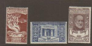 Italy #140-2 Mint