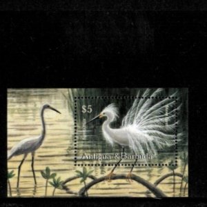 Antigua 2002 - Fauna and Flora, Birds - Souvenir Stamp Sheet - Scott #2625 - MNH