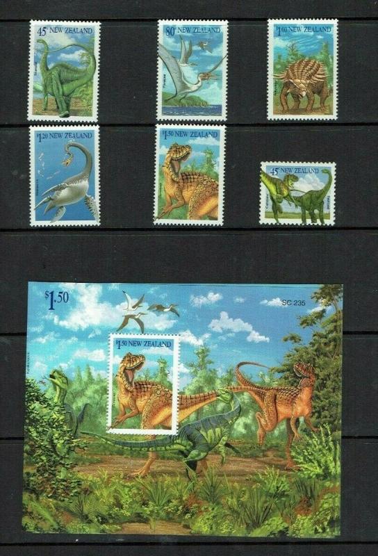 New Zealand: 1993, Prehistoric Animals, Mint set + 2 miniature sheets.