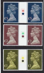 Great Britain SG #1026 #1027 #1028 XF/NH Gutter Pair Set With Traffic Light