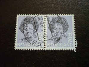 Stamps - Netherlands - Scott# 621 - Used Pair of Stamps