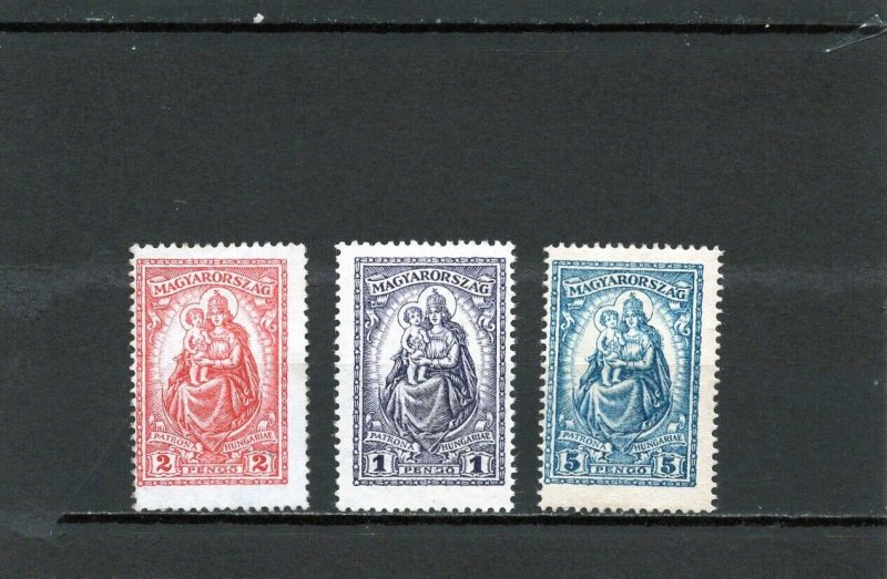 HUNGARY 1926-1927 MADONNA AND CHILD SET OF 3 STAMPS MNH