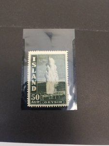 Iceland #208 Mint H (SCV=$21) 