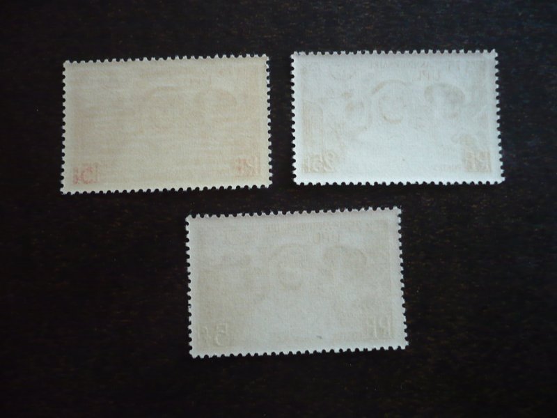 Stamps - Algeria - Scott# 226-228 - Mint Never Hinged Set of 3 Stamps