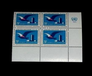 U.N. 1974, NEW YORK #C21, AIRMAIL ISSUE, MNH, INSC. BLK/4, NICE! LQQK!