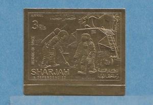 Sharjah, Mi cat. 706 B. Men on the Moon, IMPERF Gold Foil issue. ^