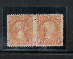 Canada #23 Very Fine Used Pair