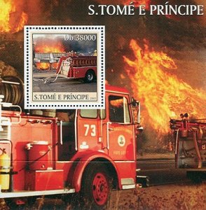 SAO TOME - 2003 - Old Fire Engines - Perf Souv Sheet - Mint Never Hinged