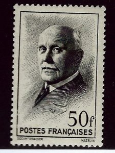 France SC#451 Mint F-VF...Look Close!