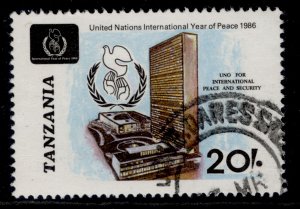 TANZANIA QEII SG502, 1986 20s UN headquarters New York, FINE USED.