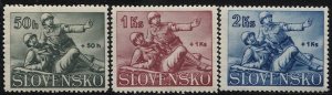 SLOVAKIA 1941 Sc B2-4, Mint MNH VF Medic & Wounded Soldier