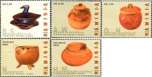 317814 MNH NAMIBIA 2014 CERAMICA